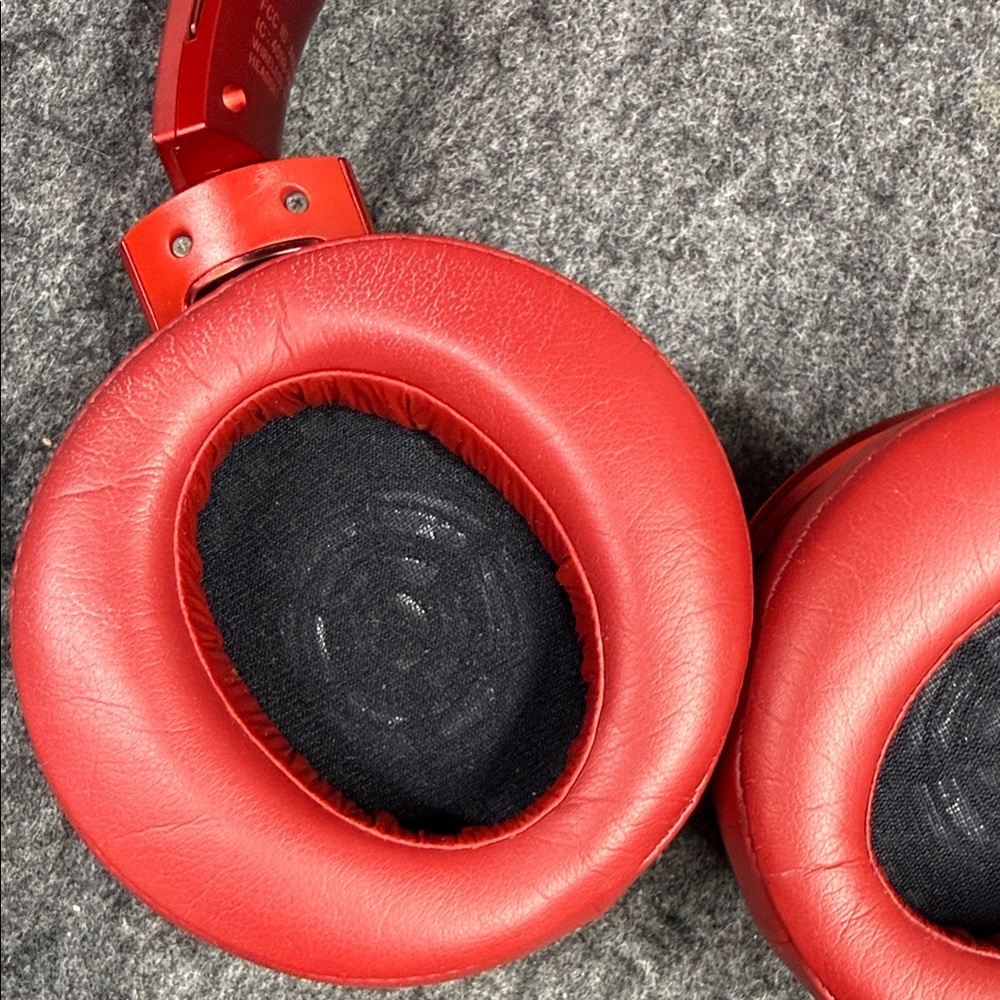 Sony Vibrant Red Over-Ear Headphones MDR-XB950BT Bluetooth - Picture 10 of 14
